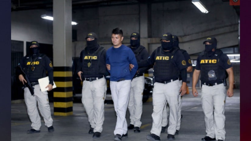 Man allegedly fatally stabbed girlfriend, fled to Honduras after she attempted to leave him