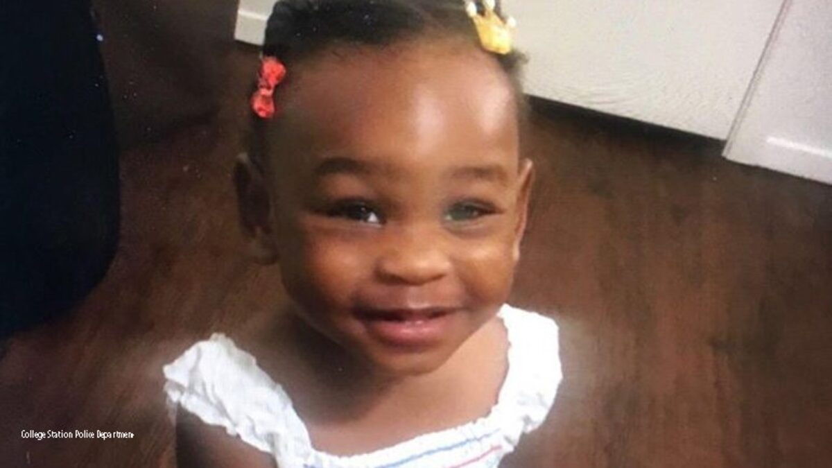 Police seek missing 2-year-old last seen at park; mother arrested