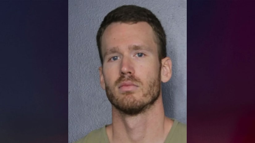 Florida cop allegedly stole identity of man he found deceased during welfare check, moved into his house